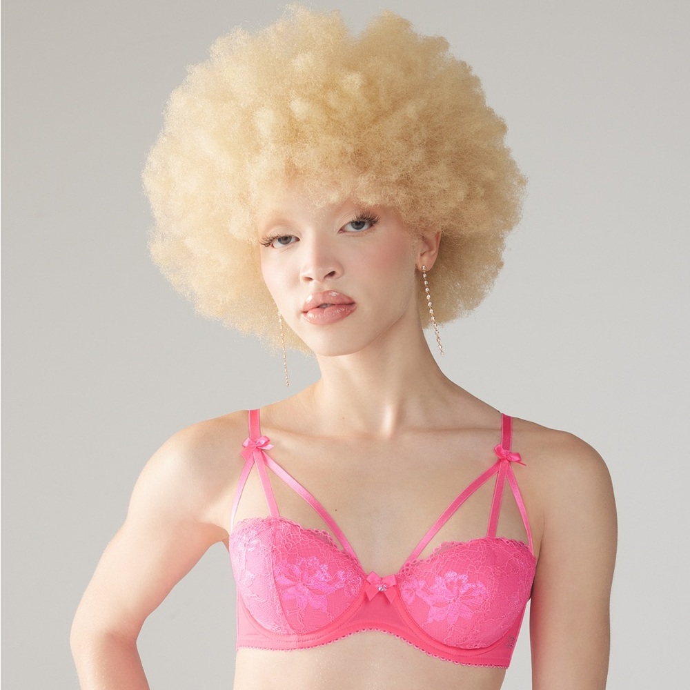 Savage X Fenty Living in the Clouds Iridescent Hot Pink Lace Caged Demi Bra 36DD